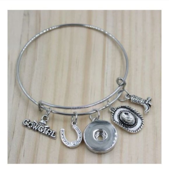 Cowgirl Charm Bracelet Western Cowgirl hat boot - Picture 2 of 3